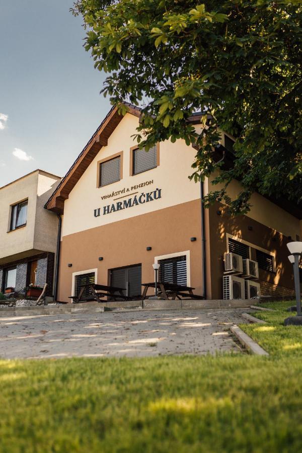 Penzion U Harmáčků Hustopeče Esterno foto