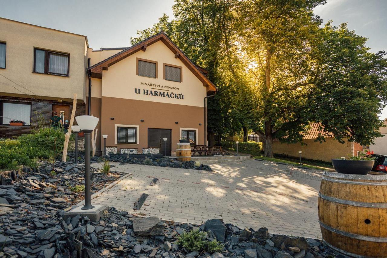 Penzion U Harmáčků Hustopeče Esterno foto